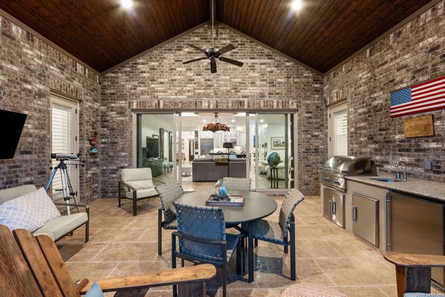 1311 Ellsworth Farm, San Antonio, TX 78260