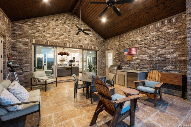 1311 Ellsworth Farm, San Antonio, TX 78260