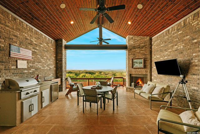 1311 Ellsworth Farm, San Antonio, TX 78260