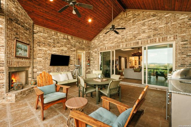 1311 Ellsworth Farm, San Antonio, TX 78260