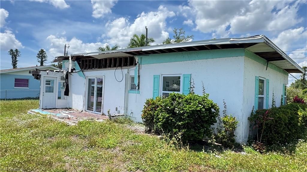 8140 Cleaves RD, NORTH FORT MYERS, FL 33903 — photo 4