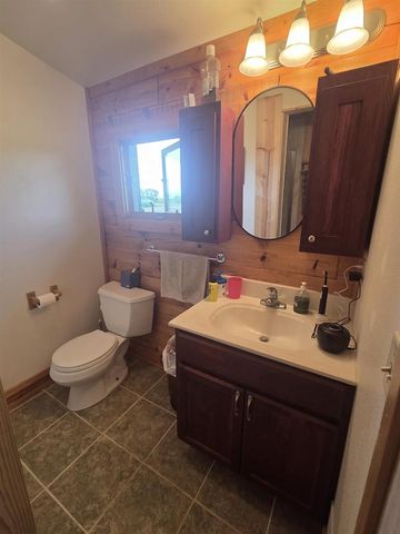 N5452 18th Road Road, Montello, WI 53949