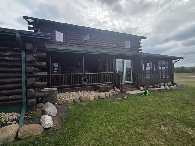 N5452 18th Road Road, Montello, WI 53949