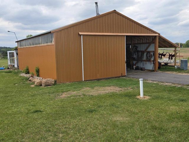 N5452 18th Road Road, Montello, WI 53949