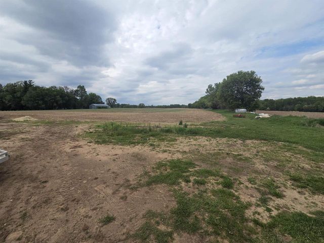 N5452 18th Road Road, Montello, WI 53949