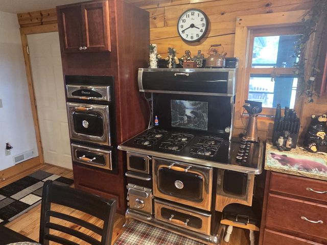 N5452 18th Road Road, Montello, WI 53949