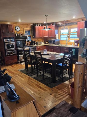 N5452 18th Road Road, Montello, WI 53949