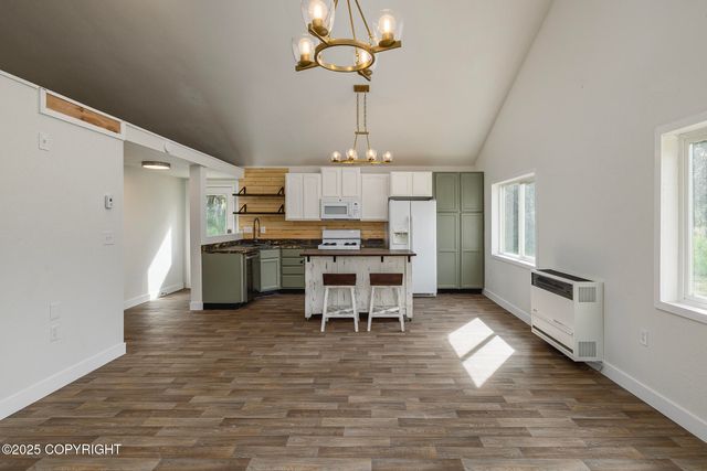 1720 E Maradee Circle, Wasilla, AK 99654