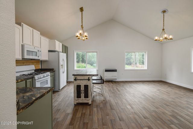 1720 E Maradee Circle, Wasilla, AK 99654