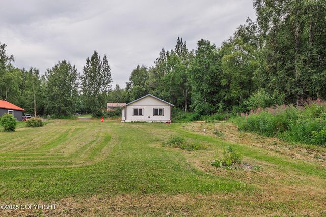 1720 E Maradee Circle, Wasilla, AK 99654