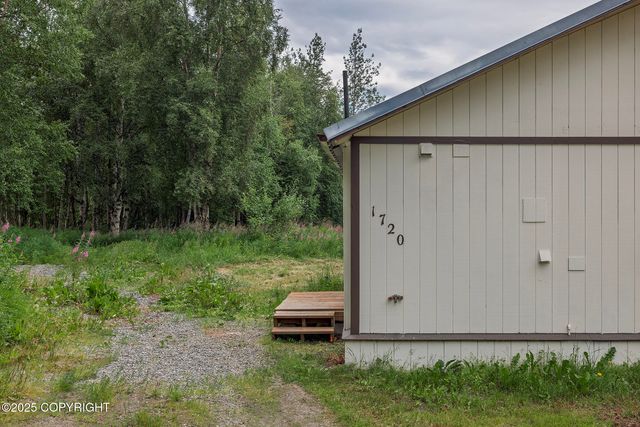 1720 E Maradee Circle, Wasilla, AK 99654