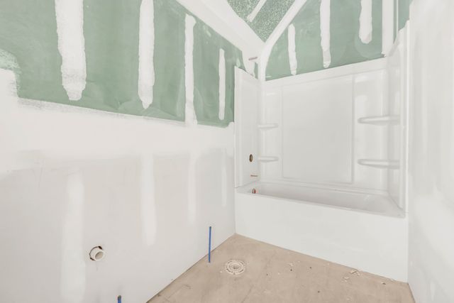 4921 Hunter Rd, Southside, TN 37171