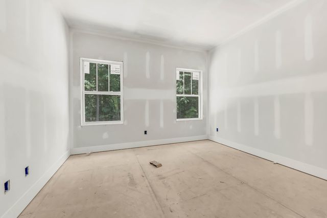 4921 Hunter Rd, Southside, TN 37171