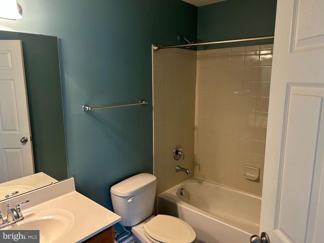 221 WOODSTREAM BLVD, Stafford, VA 22556