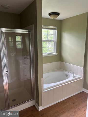 221 WOODSTREAM BLVD, Stafford, VA 22556