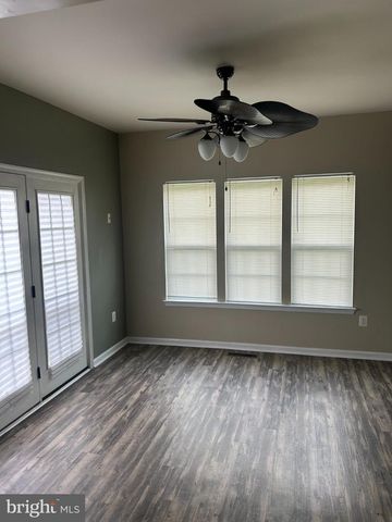 221 WOODSTREAM BLVD, Stafford, VA 22556