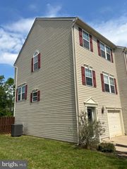 221 WOODSTREAM BLVD, Stafford, VA 22556