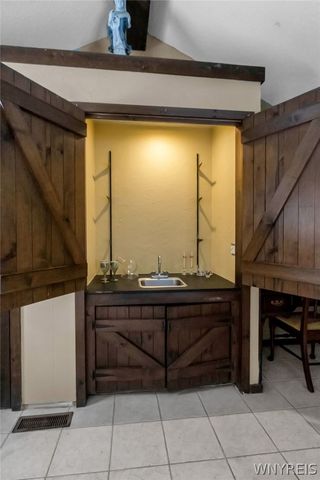 135 Misty Lane, Amherst, NY 14051