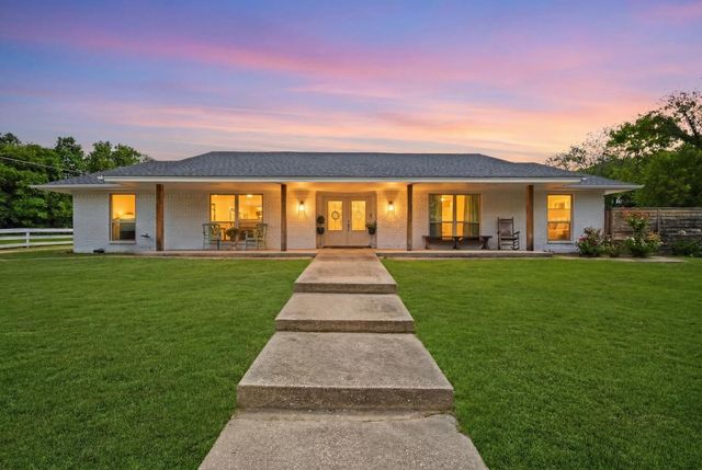 6602 Lyons Road, Garland, TX 75043