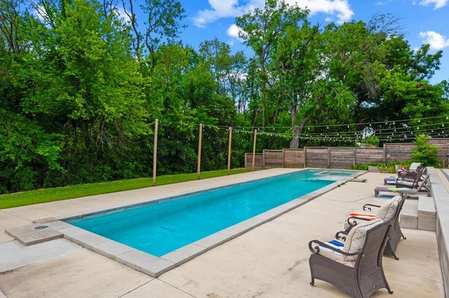 6602 Lyons Road, Garland, TX 75043
