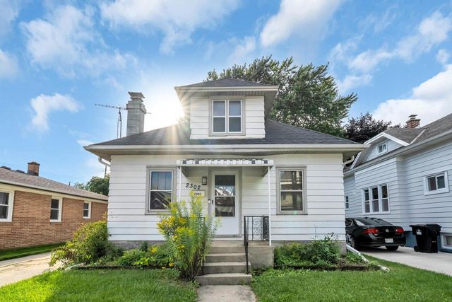 2302 Blake AVENUE, Racine, WI 53404