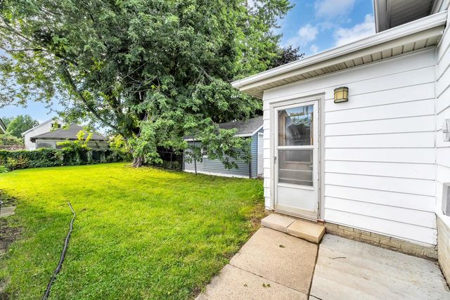 2302 Blake AVENUE, Racine, WI 53404