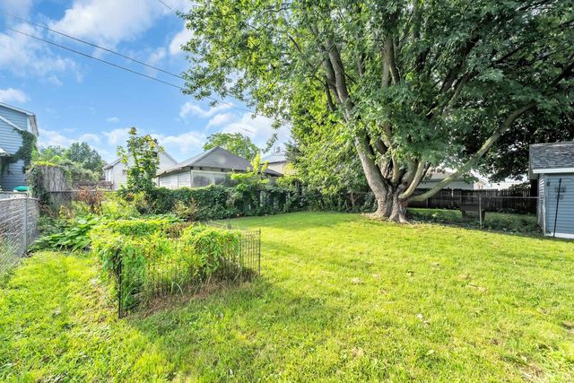 2302 Blake AVENUE, Racine, WI 53404