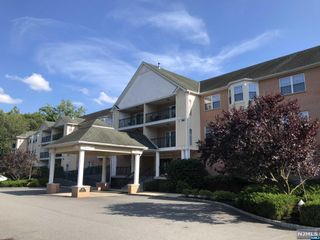 401 Dercole Court 130, Norwood, NJ 07648