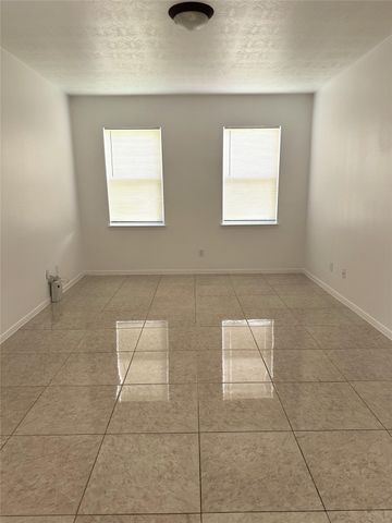 11347 Sandstone Canyon Drive, Humble, TX 77396