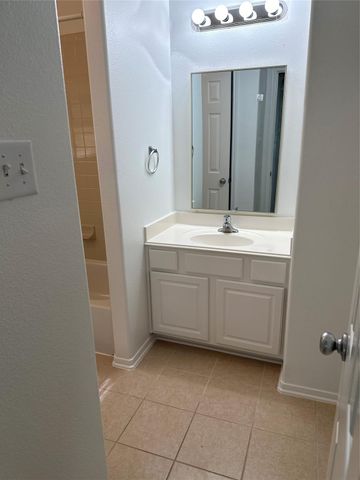 11347 Sandstone Canyon Drive, Humble, TX 77396