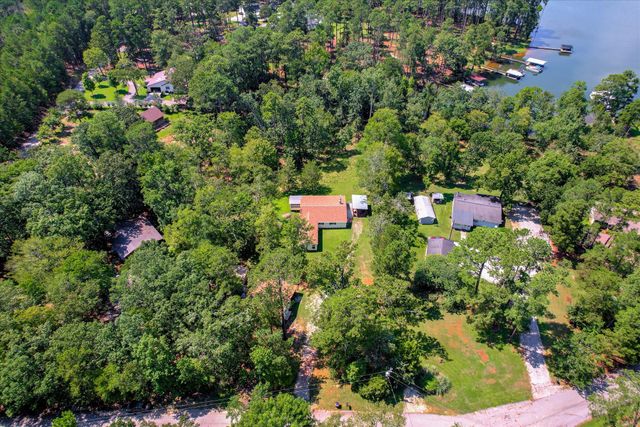 1129 Lakeside Drive, Lincolnton, GA 30817