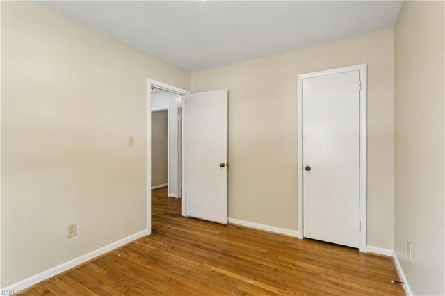 130 Albany DR, Hampton, VA 23666