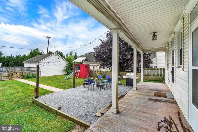 2405 S QUEEN ST, York, PA 17402