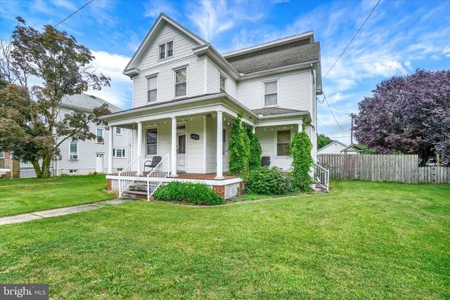 2405 S QUEEN ST, York, PA 17402