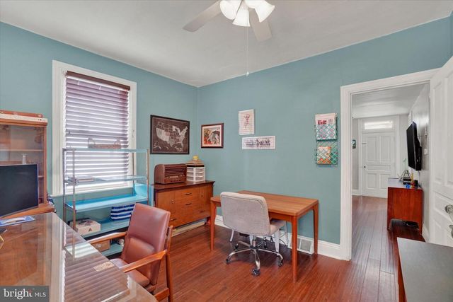 2405 S QUEEN ST, York, PA 17402