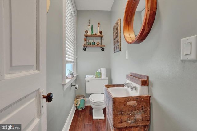 2405 S QUEEN ST, York, PA 17402