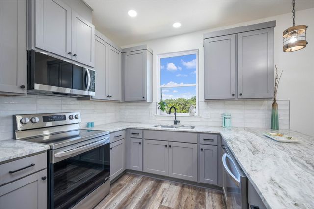 1156 Timberlane DR, Canyon Lake, TX 78133