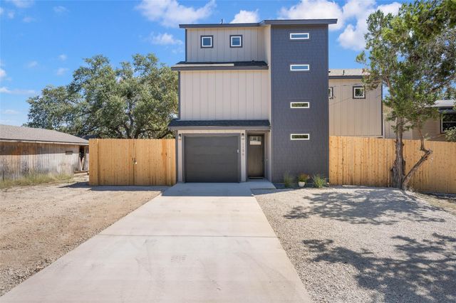1156 Timberlane DR, Canyon Lake, TX 78133