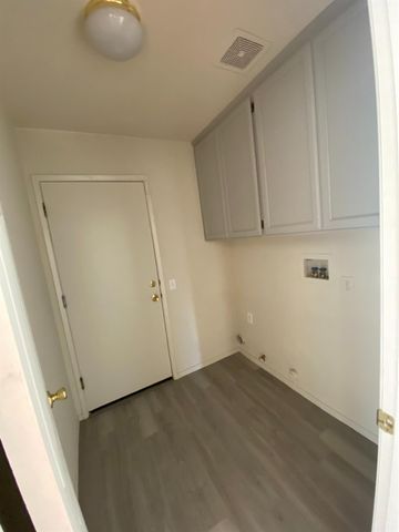 2529 Rushing River Dr, Ceres, CA 95351