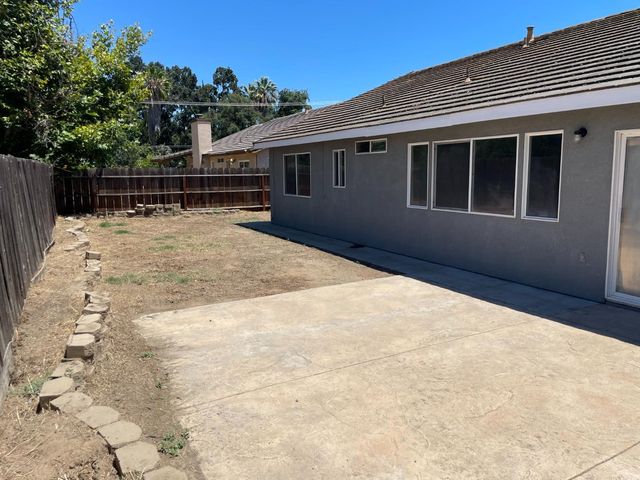 2529 Rushing River Dr, Ceres, CA 95351