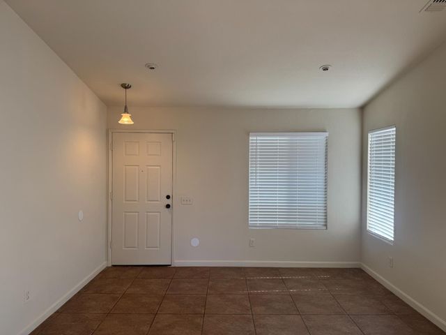 2529 Rushing River Dr, Ceres, CA 95351