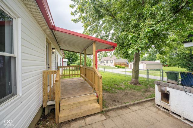 32 Martinsville Street, Greencastle, IN 46135