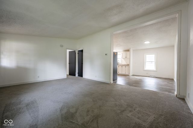 32 Martinsville Street, Greencastle, IN 46135