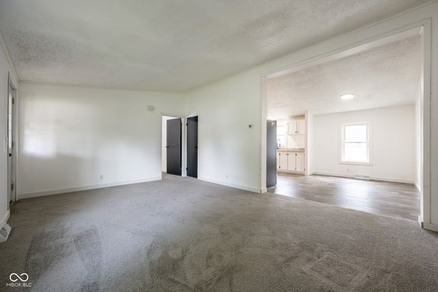 32 Martinsville Street, Greencastle, IN 46135