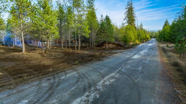 321 Glendale Dr, Newport, WA 99156