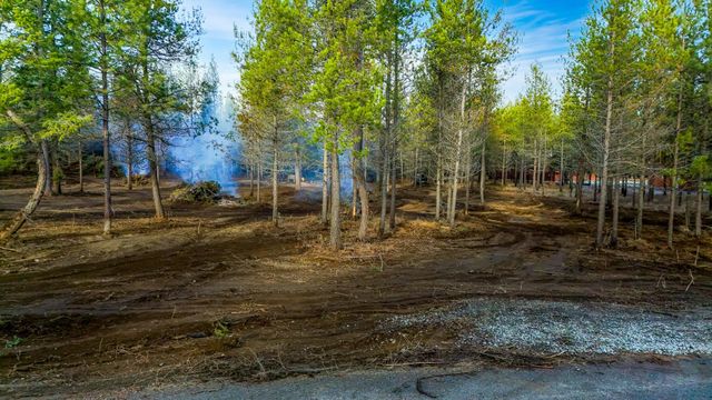 321 Glendale Dr, Newport, WA 99156