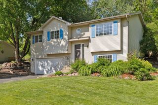 1604 Viking Drive, Buffalo, MN 55313