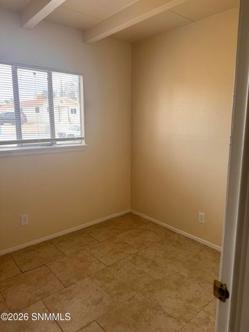 2100 Skyway Drive, Las Cruces, NM 88001