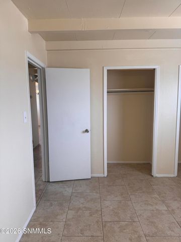 2100 Skyway Drive, Las Cruces, NM 88001