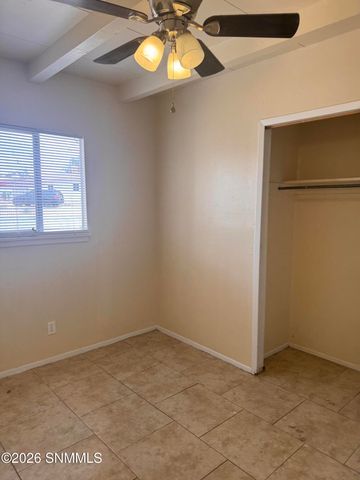 2100 Skyway Drive, Las Cruces, NM 88001